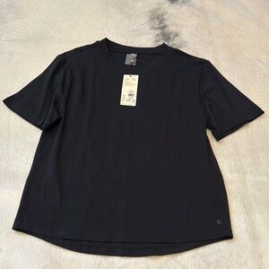 CALIA by Carrie Underwood Everyday Black Short Sleeve Tee